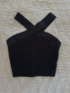 NWOT Babaton Criss Cross Halter Front Ribbed Bodycon Black Crop Top Minimalist